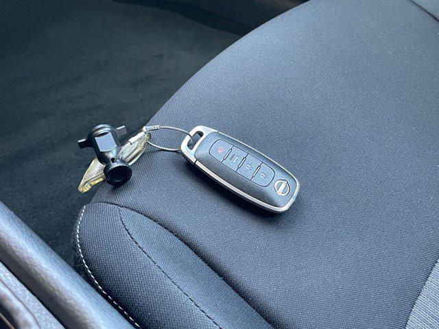 Photo of 2024 Electric Blue Metallic Nissan Sentra