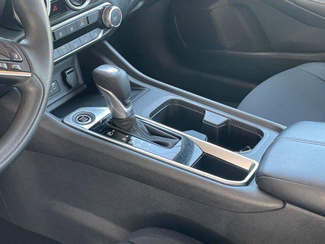Photo of 2024 Electric Blue Metallic Nissan Sentra