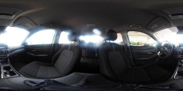 Photo of 2024 Electric Blue Metallic Nissan Sentra