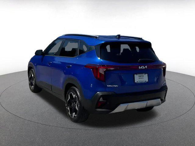 Photo of 2025 Neptune Blue Kia Seltos