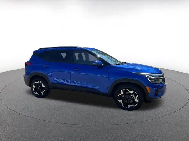 Photo of 2025 Neptune Blue Kia Seltos