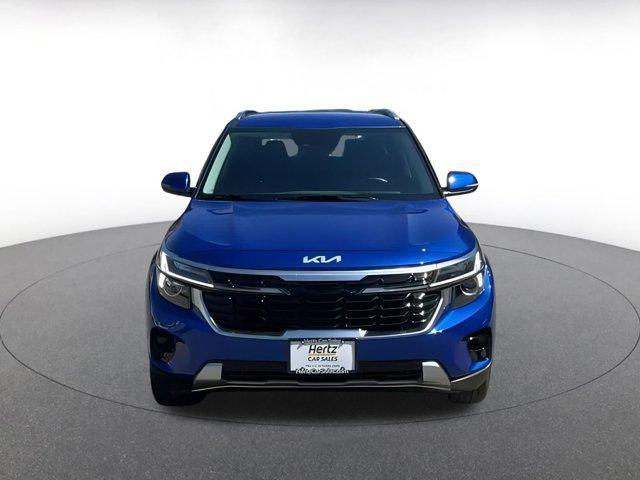 Photo of 2025 Neptune Blue Kia Seltos