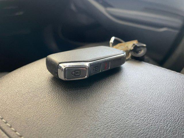 Photo of 2025 Neptune Blue Kia Seltos