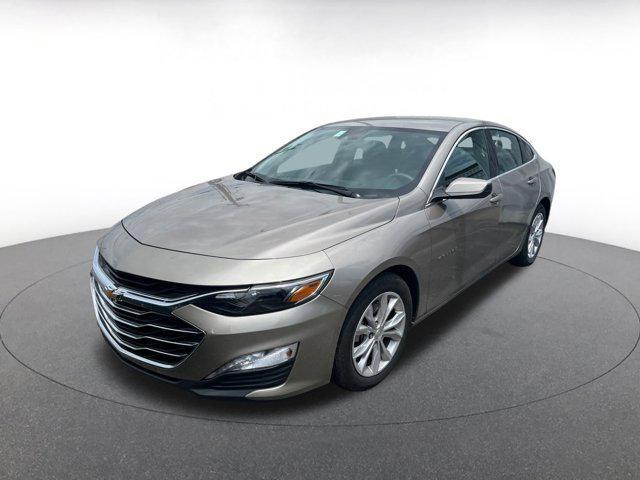 Photo of 2024 Mineral Gray Metallic Chevrolet Malibu