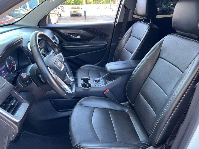 Photo of 2023 Summit White GMC Terrain