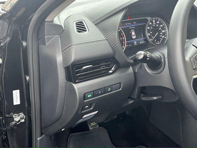 Photo of 2024 Super Black Nissan Sentra