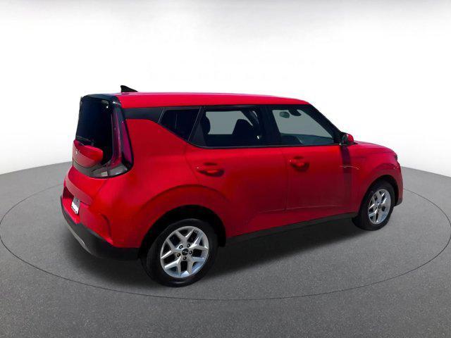 Photo of 2024 Inferno Red Kia Soul