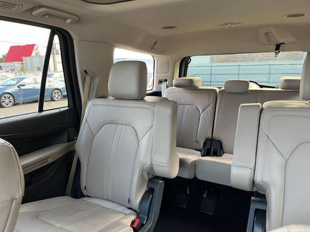 Photo of 2024 Dark Matter Gray Metallic Ford Expedition