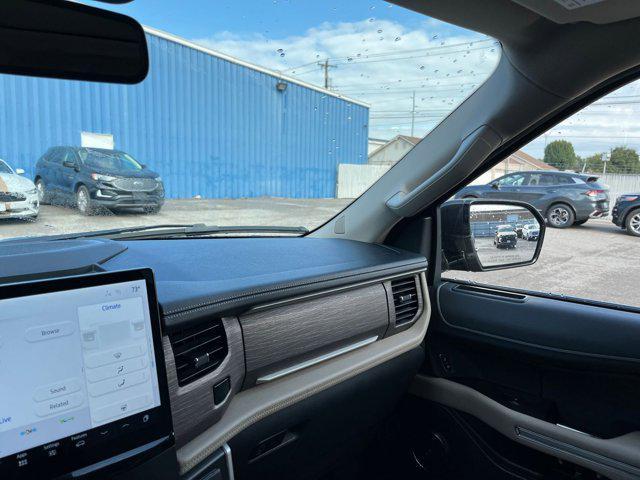 Photo of 2024 Dark Matter Gray Metallic Ford Expedition