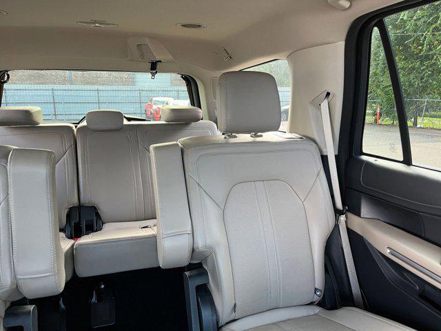 Photo of 2024 Dark Matter Gray Metallic Ford Expedition