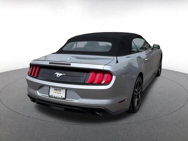 Photo of 2023 Iconic Silver Metallic Ford Mustang