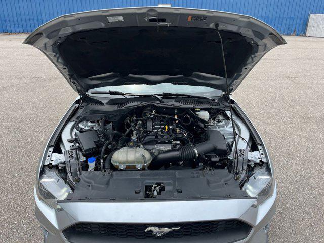 Photo of 2023 Iconic Silver Metallic Ford Mustang