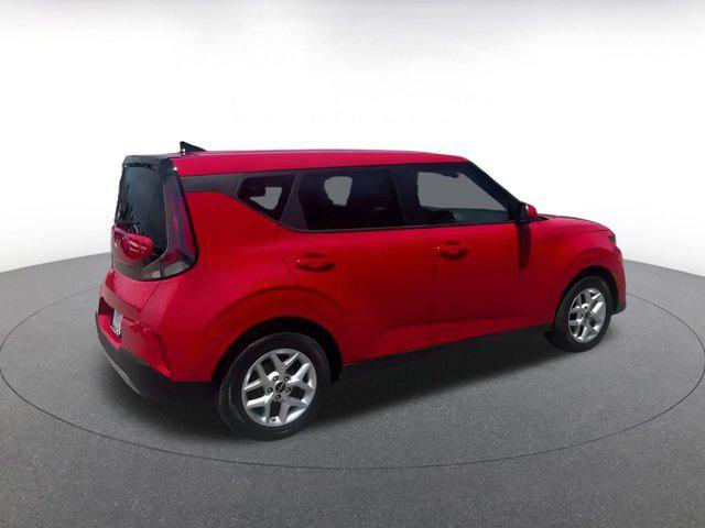 Photo of 2024 Inferno Red Kia Soul