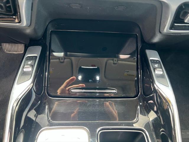 Photo of 2022  Kia Sorento Plug-In Hybrid