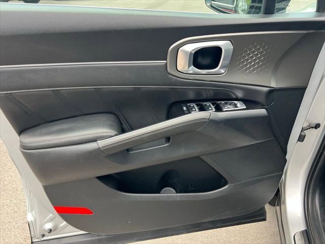 Photo of 2022  Kia Sorento Plug-In Hybrid