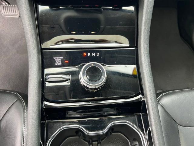Photo of 2023  Jeep Grand Cherokee L
