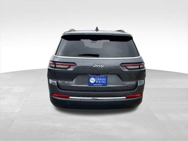 Photo of 2023  Jeep Grand Cherokee L
