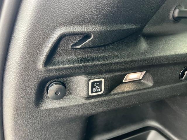 Photo of 2023  Jeep Grand Cherokee L