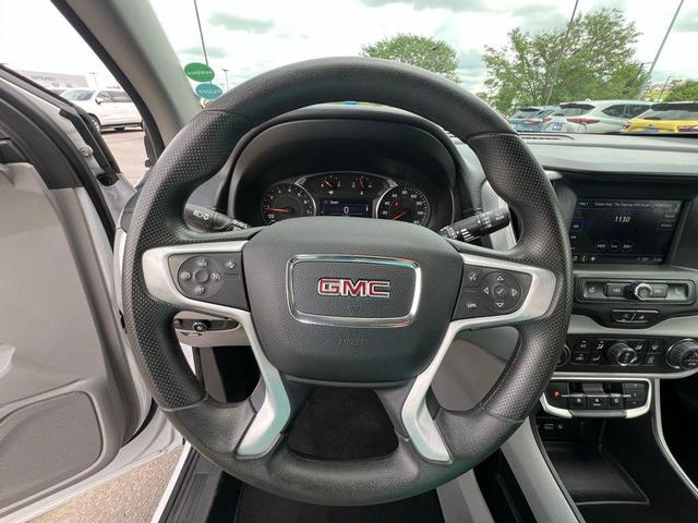 Photo of 2023 Summit White GMC Terrain