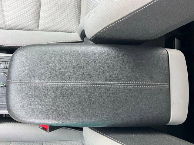 Photo of 2023 Summit White GMC Terrain