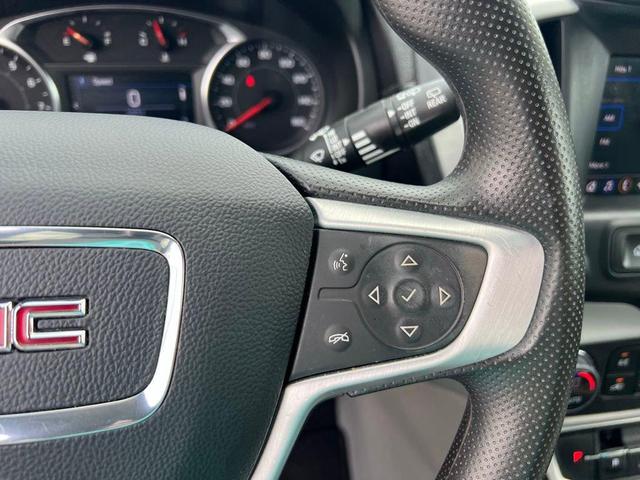 Photo of 2023 Summit White GMC Terrain