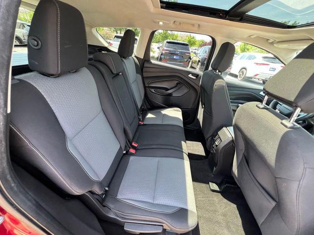 Photo of 2018 Red Ford Escape
