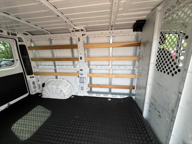 Photo of 2023 Bright White Clearcoat RAM ProMaster 2500