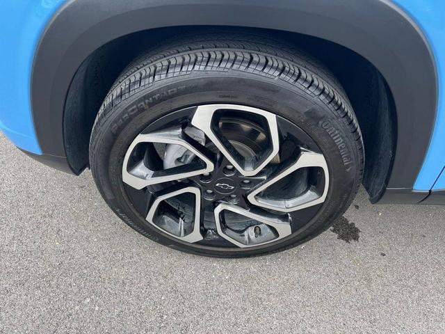 Photo of 2024 Fountain Blue Chevrolet Trax