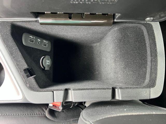 Photo of 2021  Dodge Challenger