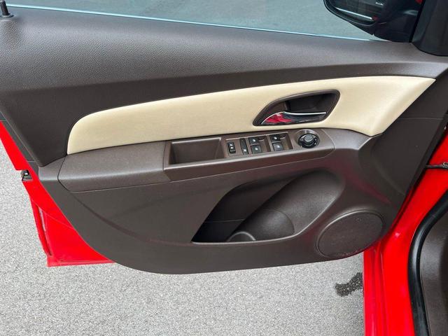 Photo of 2015 Red Chevrolet Cruze