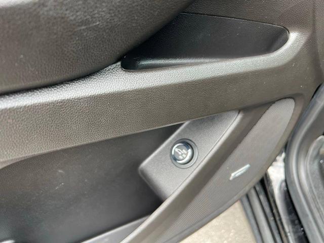 Photo of 2021 Mosaic Black Metallic Chevrolet Traverse