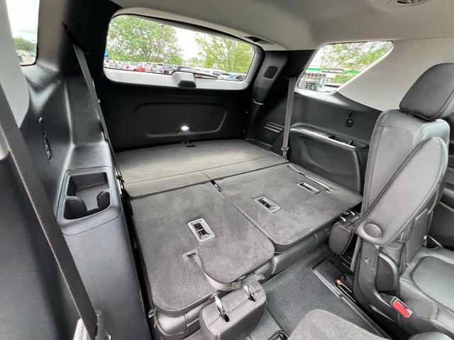 Photo of 2021 Mosaic Black Metallic Chevrolet Traverse