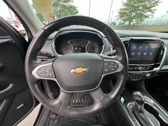 Photo of 2021 Mosaic Black Metallic Chevrolet Traverse