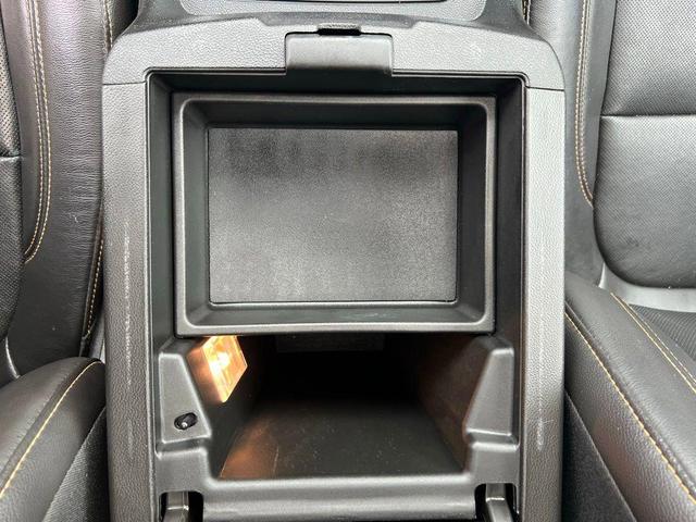 Photo of 2021 Mosaic Black Metallic Chevrolet Traverse