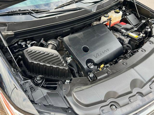 Photo of 2021 Mosaic Black Metallic Chevrolet Traverse