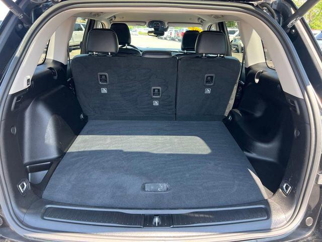 Photo of 2023  Jeep Grand Cherokee