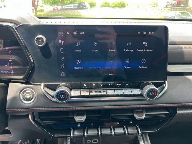 Photo of 2023 Summit White Chevrolet Colorado