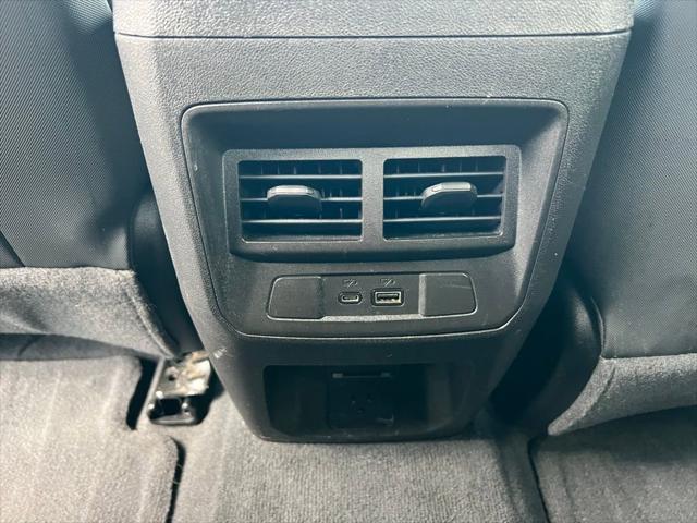 Photo of 2023 Summit White Chevrolet Colorado