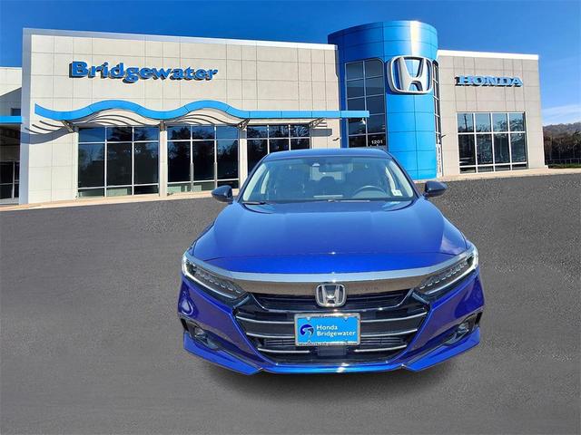 Photo of 2022 Still Night Pearl Honda Accord