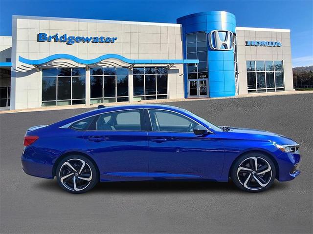 Photo of 2022 Still Night Pearl Honda Accord