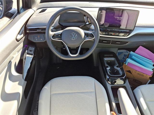 Photo of 2022 Mythos Black Metallic Volkswagen ID.4