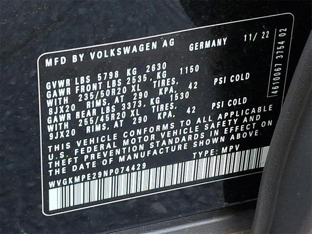 Photo of 2022 Mythos Black Metallic Volkswagen ID.4