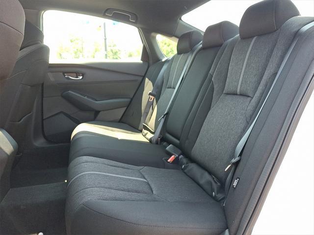 Photo of 2023 Platinum White Pearl Honda Accord Hybrid