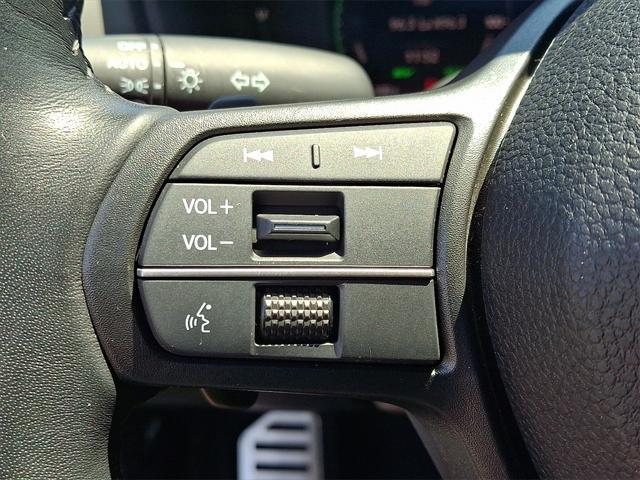 Photo of 2023 Platinum White Pearl Honda Accord Hybrid