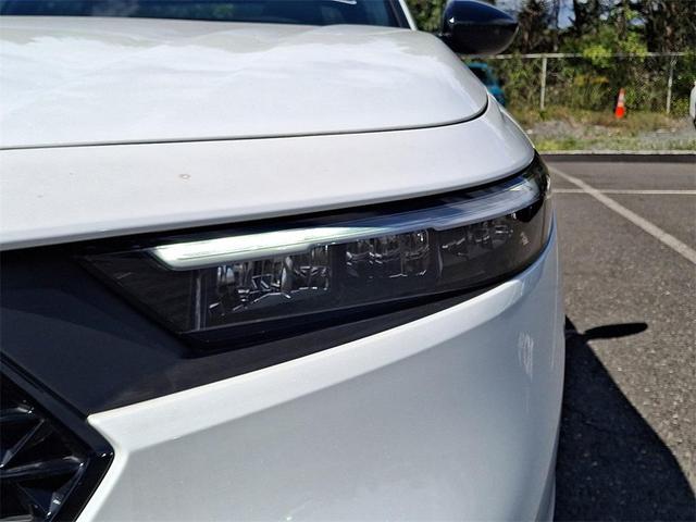 Photo of 2025 Platinum White Pearl Honda Accord Hybrid