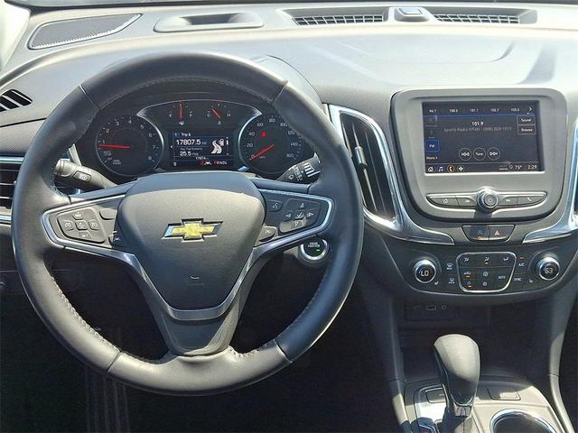 Photo of 2022 Summit White Chevrolet Equinox
