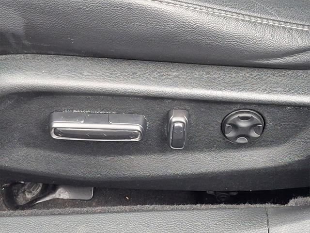 Photo of 2020 Still Night Pearl Honda Accord