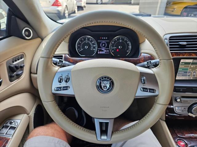 Photo of 2009 Porcelain Jaguar XK