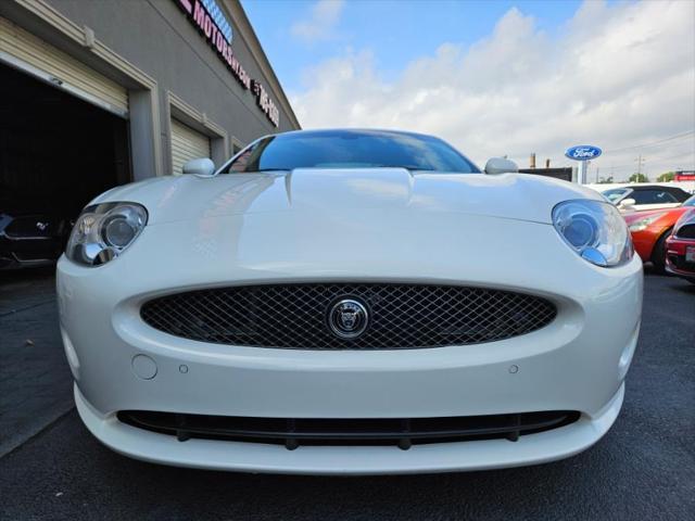 Photo of 2009 Porcelain Jaguar XK