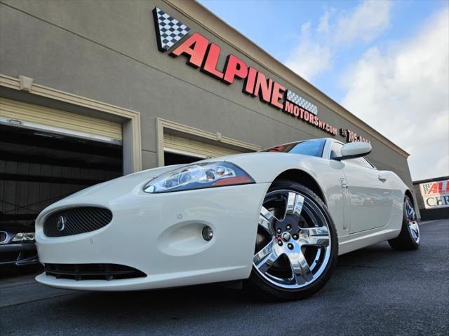 Photo of 2009 Porcelain Jaguar XK